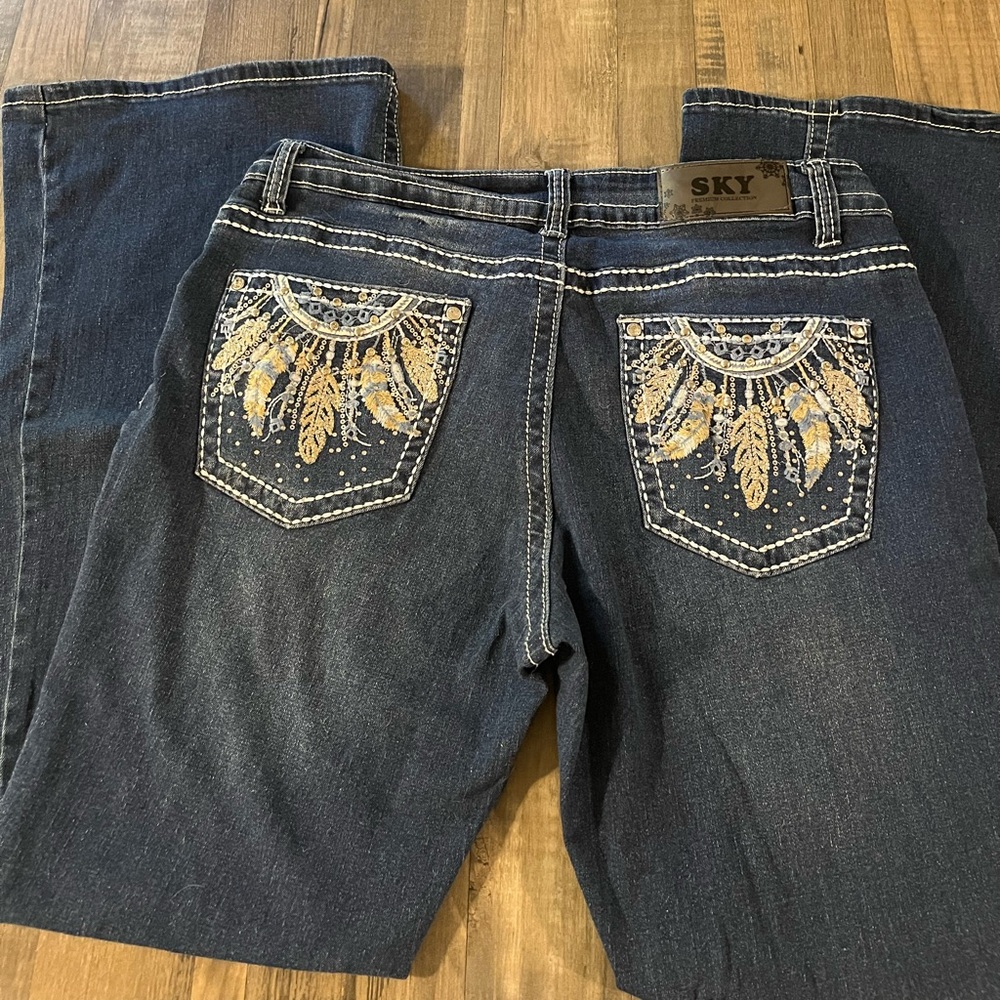 Sky Women's Dark Blue Jeans with Feather Embroidery Boot Cut